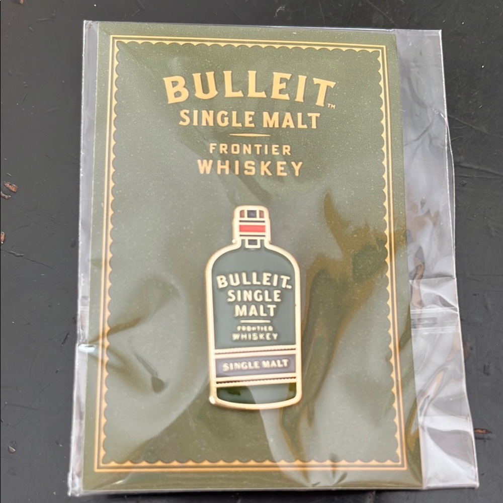 Bulleit single malt whiskey Pin.